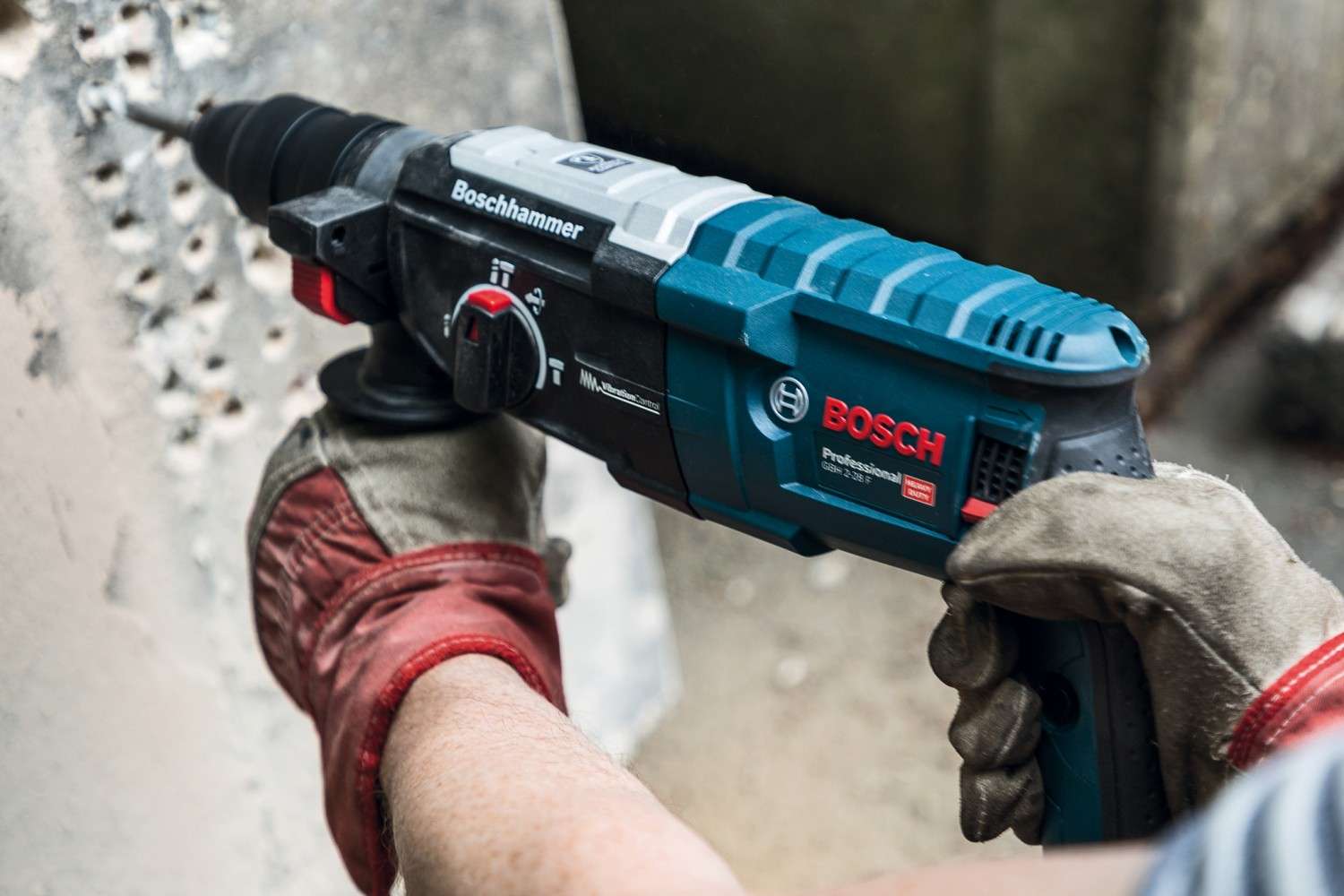 Bosch - GBH Professional 2-28 F: Bosch GBH Professional 2-28 F, Bild 8 Bohrhämmer Bosch GBH Professional 2-28 F im Test, Bild 8