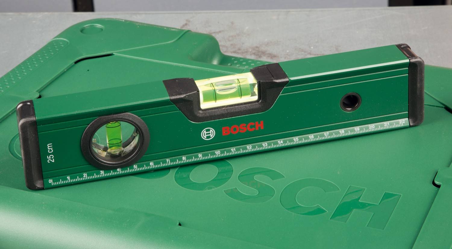 Neu bei Bosch: Handwerkzeuge: Bosch Advanced Werkzeugkoffer, Bild 3 Handwerkzeug-Sets Bosch Advanced Werkzeugkoffer im Test, Bild 3