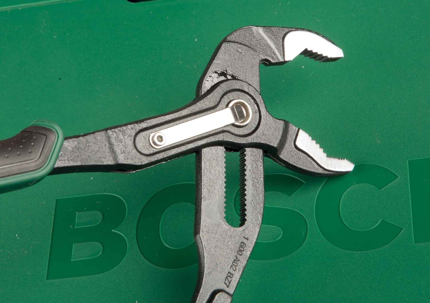 Neu bei Bosch: Handwerkzeuge: Bosch Advanced Werkzeugkoffer, Bild 5 Handwerkzeug-Sets Bosch Advanced Werkzeugkoffer im Test, Bild 5