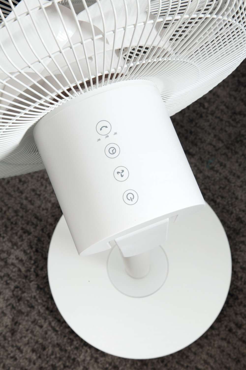 Frischer Wind im Büro: CasaFan Standventilator Airos Eco SV 35, Bild 3 Klimageräte CasaFan Standventilator Airos Eco SV 35 im Test, Bild 3