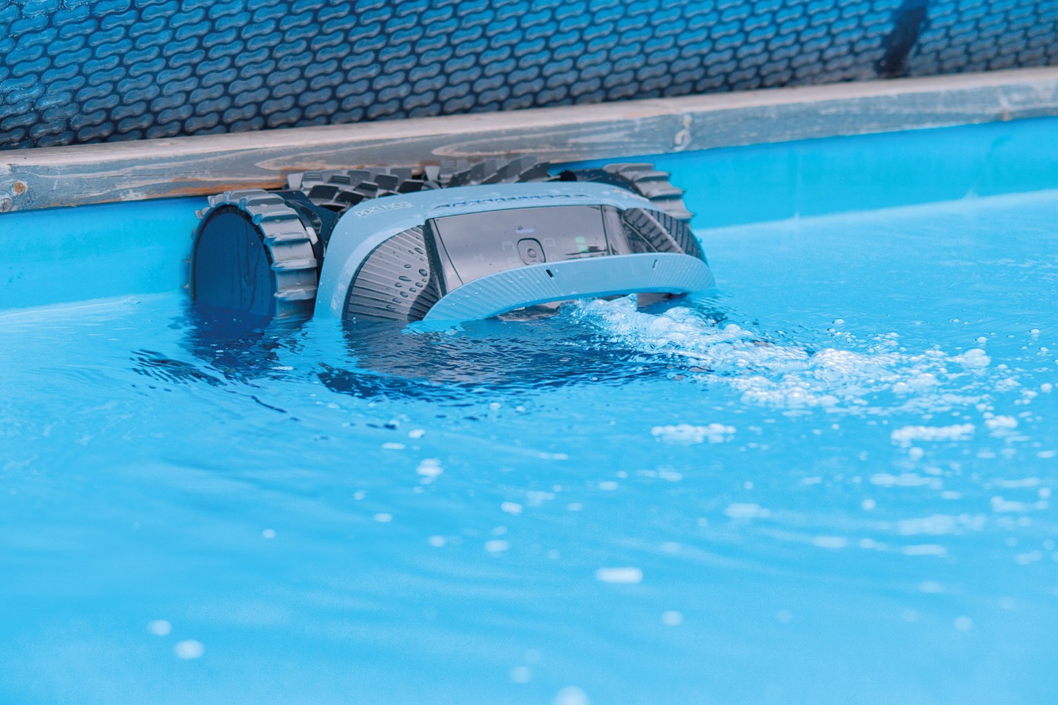 Pool Roboter Dolphin EON 120d im Test, Bild 9