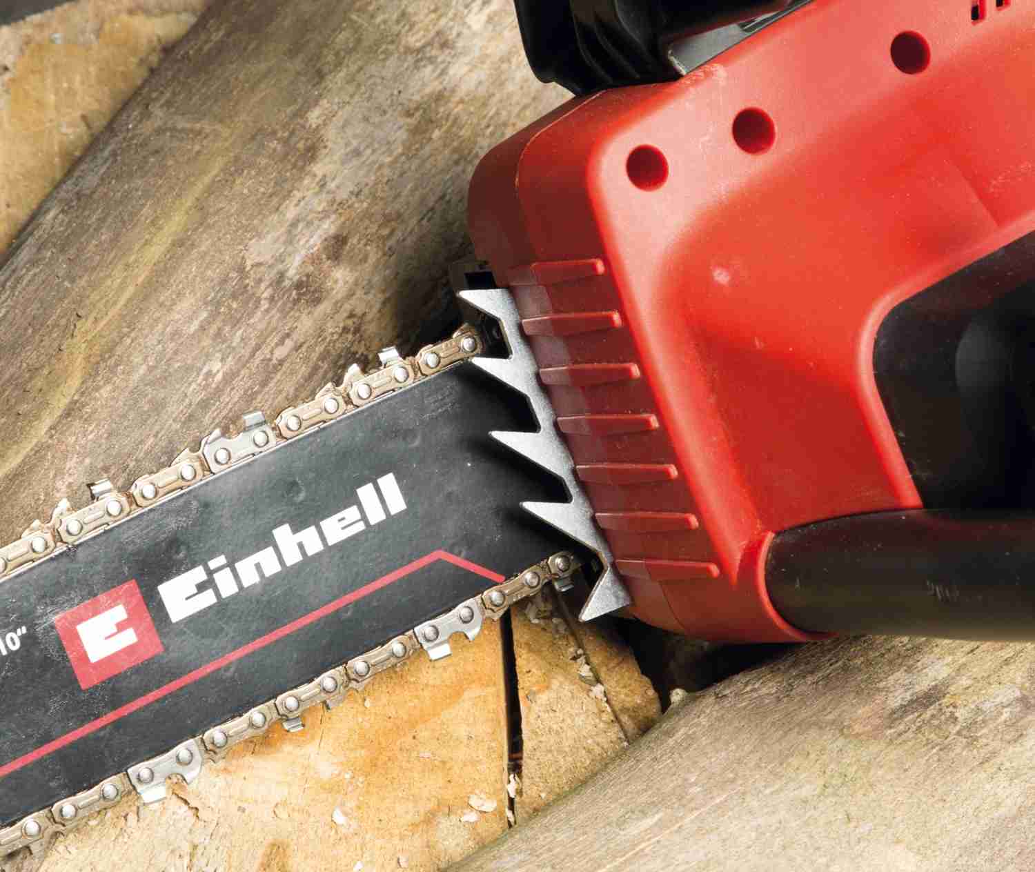 Einhell GE-LC 18/25 Li BL-Solo, Bild 4 Akku-Kettensägen Einhell GE-LC 18/25 Li BL-Solo im Test, Bild 4