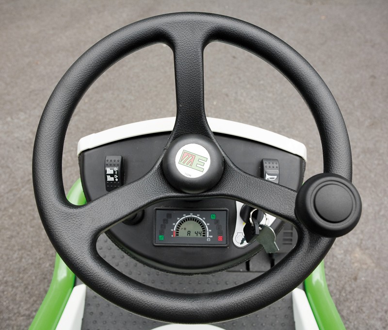 Aufsitzmäher Etesia M2E im Test, Bild 2