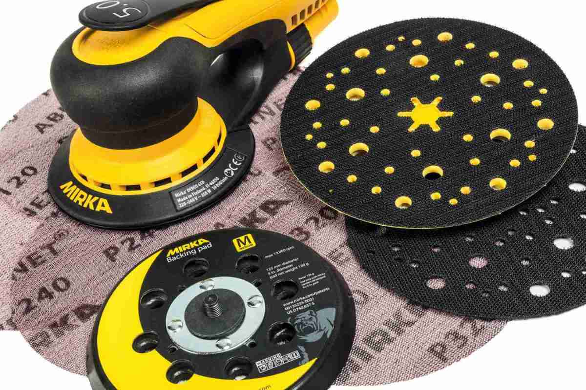 Radikal exzentrisch: Mirka Exzenterschleifer DEROS 5650CV 125/150mm 5,0 Hub Case, Bild 5 Excenter-Schleifer Netzbetrieb Mirka Exzenterschleifer DEROS 5650CV 125/150mm 5,0 Hub Case im Test, Bild 5