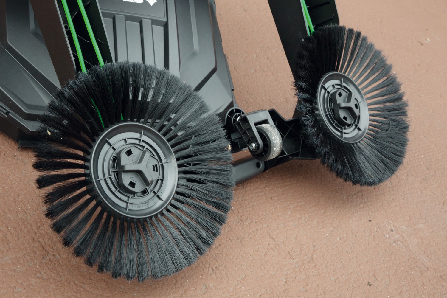 Kehrmaschinen FUXTEC FX-HK65 im Test, Bild 4