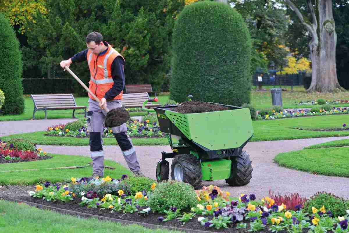 Batteriebetriebene Schubkarre „Donky“ von Etesia: Etesia Donky, Bild 10 Gewerbliche Werkzeuge Etesia Donky im Test, Bild 10