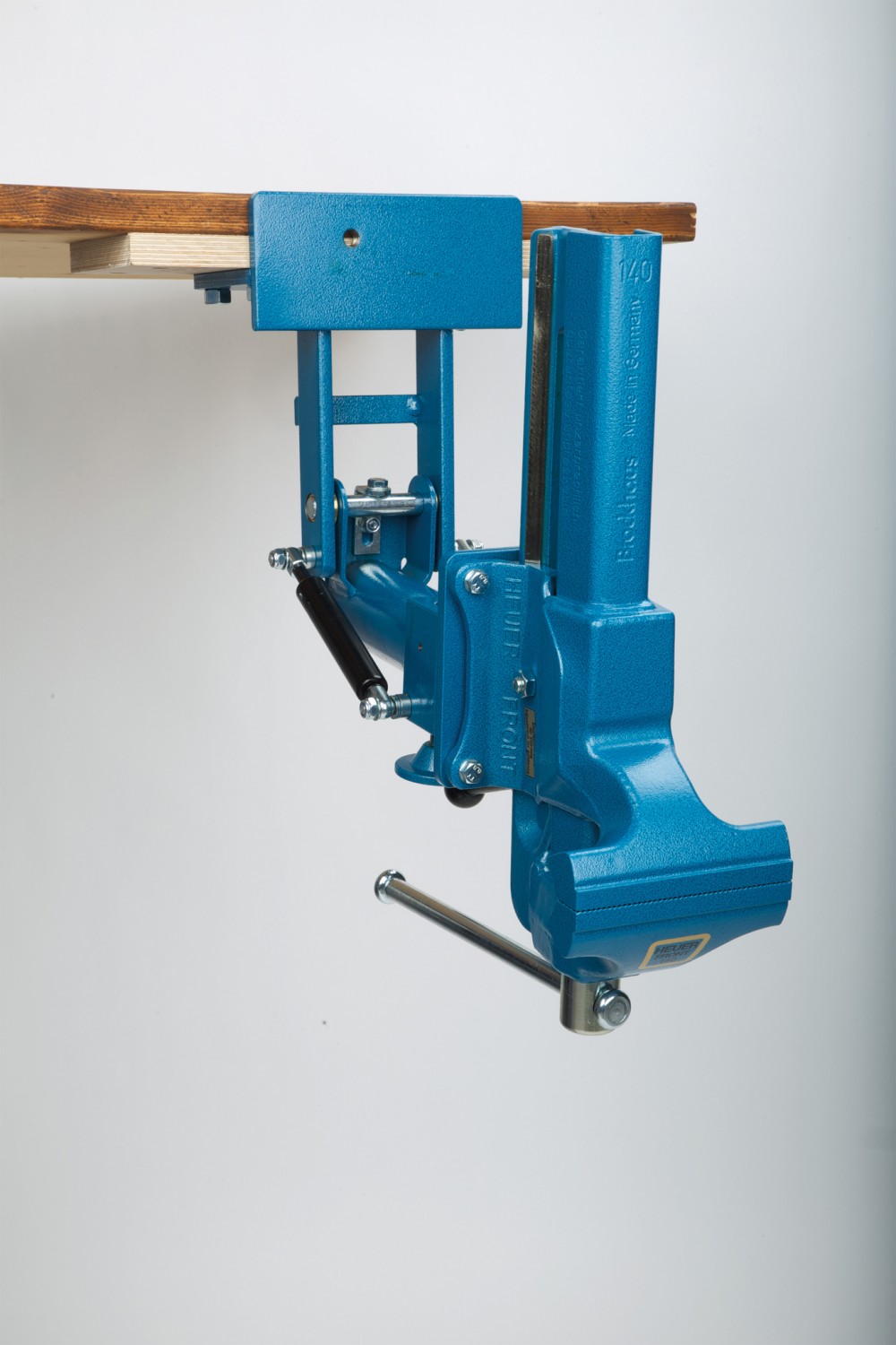 Schraubstock für alle Fälle: Heuer Schraubstock 140 mm, Bild 2 Gewerbliche Werkzeuge Heuer Schraubstock 140 mm im Test, Bild 2