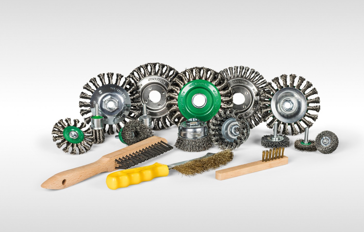 Klingspor hat jetzt Bürsten im Soriment: Klingspor Drahtbürste BK 600 Z / BT 600 Z, Bild 4 Gewerbliche Werkzeuge Klingspor Drahtbürste BK 600 Z / BT 600 Z im Test, Bild 4