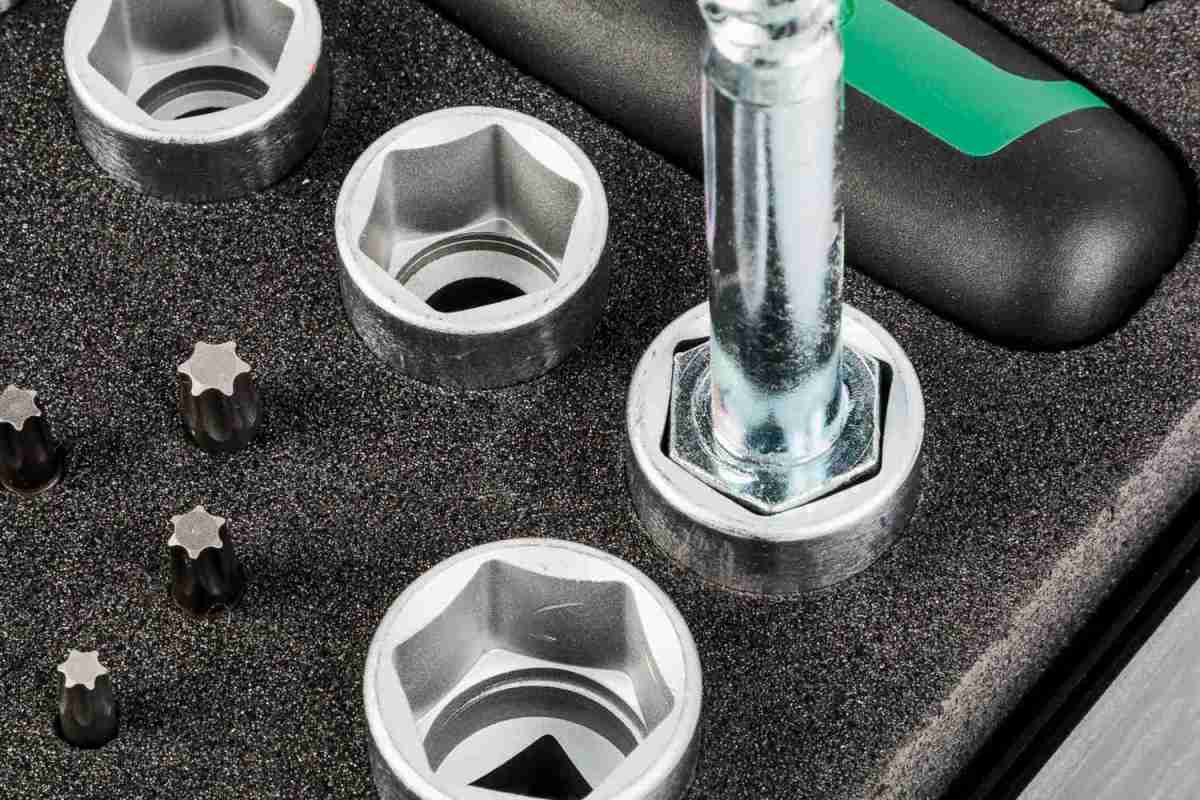 Kombinierter Ratschenkasten mit ½- und ¼-Antrieb von Stahlwille: Stahlwille Steckschlüssel-Garnitur 1/2 + 1/4, Bild 2 Gewerbliche Werkzeuge Stahlwille Steckschlüssel-Garnitur 1/2 + 1/4 im Test, Bild 2