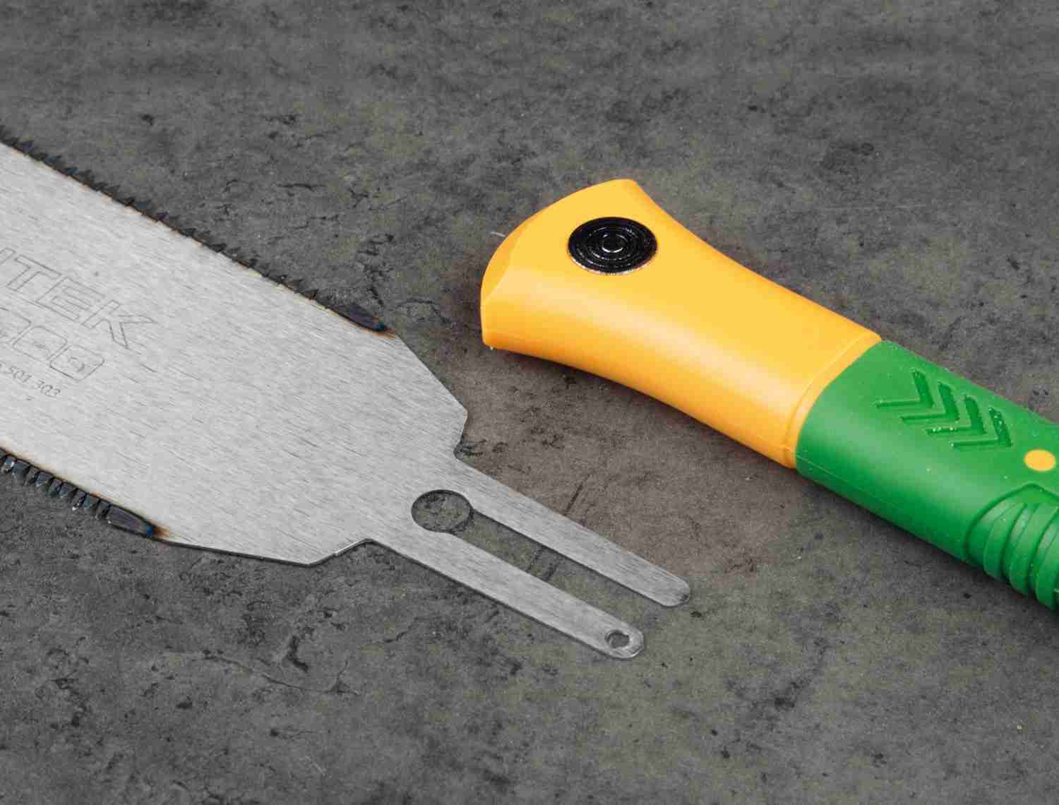 Universelle Feinsäge: Grüntek Japanische Feinsäge 300 mm Artnr.: 295501303, Bild 2 Sägen Grüntek Japanische Feinsäge 300 mm Artnr.: 295501303 im Test, Bild 2