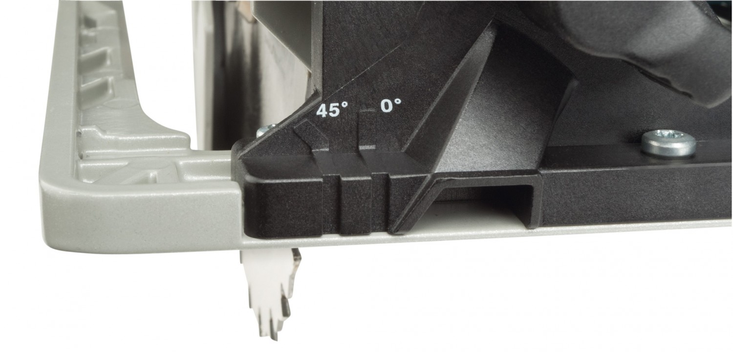 Kompakt und mit Tiefgang: Bosch GKS 55+ GCE Professional, Bild 6 Hand-Kreissägen Netzbetrieb Bosch GKS 55+ GCE Professional im Test, Bild 6