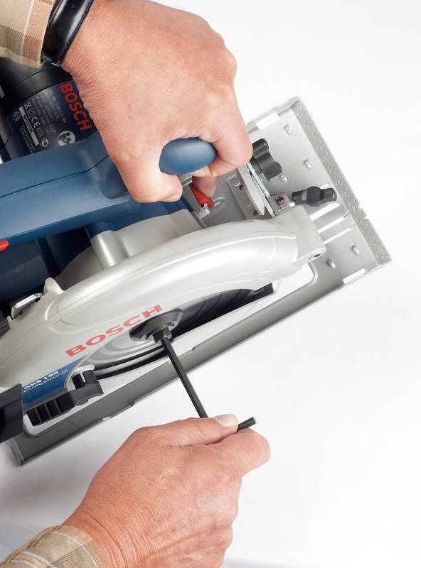 Weniger ist mehr: Bosch Handkreissäge GKS 190 Professional, Bild 4 Hand-Kreissägen Netzbetrieb Bosch Handkreissäge GKS 190 Professional im Test, Bild 4