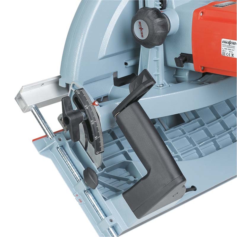 Schweres Geschütz: Mafell Handkreissäge MKS 130 Ec, Bild 4 Hand-Kreissägen Netzbetrieb Mafell Handkreissäge MKS 130 Ec im Test, Bild 4