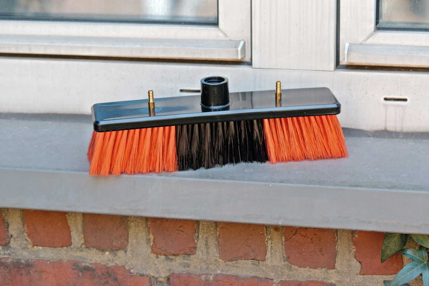 Schnell wieder sauber: High-clean Teleskopstange 3K Vollcarbon 5,4 m mit Fensterwischer, Bild 4 Rund ums Haus High-clean Teleskopstange 3K Vollcarbon 5,4 m mit Fensterwischer im Test, Bild 4