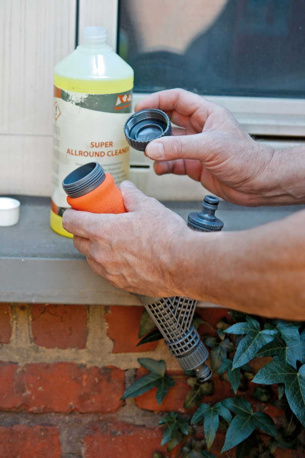 Schnell wieder sauber: High-clean Teleskopstange 3K Vollcarbon 5,4 m mit Fensterwischer, Bild 5 Rund ums Haus High-clean Teleskopstange 3K Vollcarbon 5,4 m mit Fensterwischer im Test, Bild 5