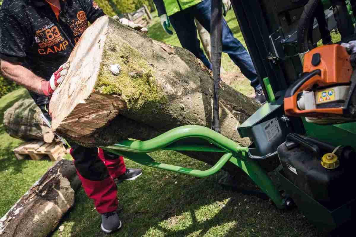 20-Tonnen-Holzspalter R 20 K PL von Robust: Robust R 20 K PL, Bild 6 Holz-Spalter Robust R 20 K PL im Test, Bild 6