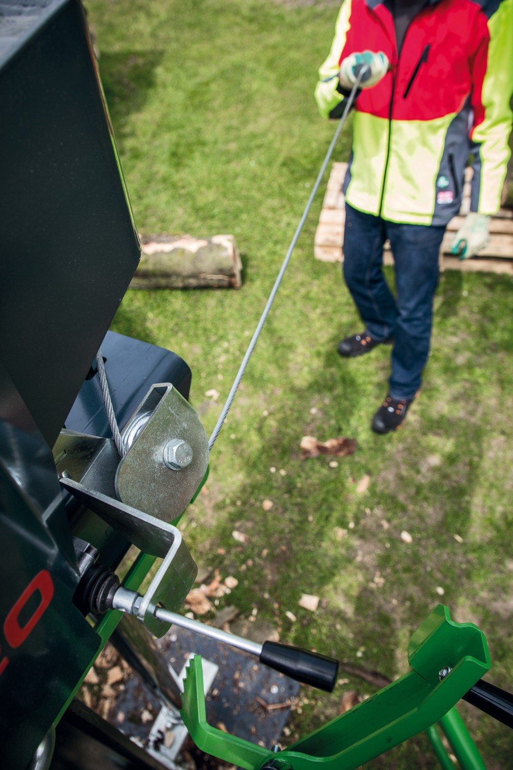 20-Tonnen-Holzspalter R 20 K PL von Robust: Robust R 20 K PL, Bild 8 Holz-Spalter Robust R 20 K PL im Test, Bild 8