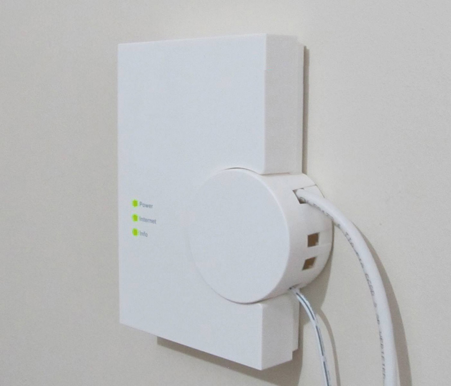 Von Grund auf smart: HomeMatic Wired/RF Komplett-Installation, Bild 2 Installation (i-Home) HomeMatic Wired/RF Komplett-Installation im Test, Bild 2