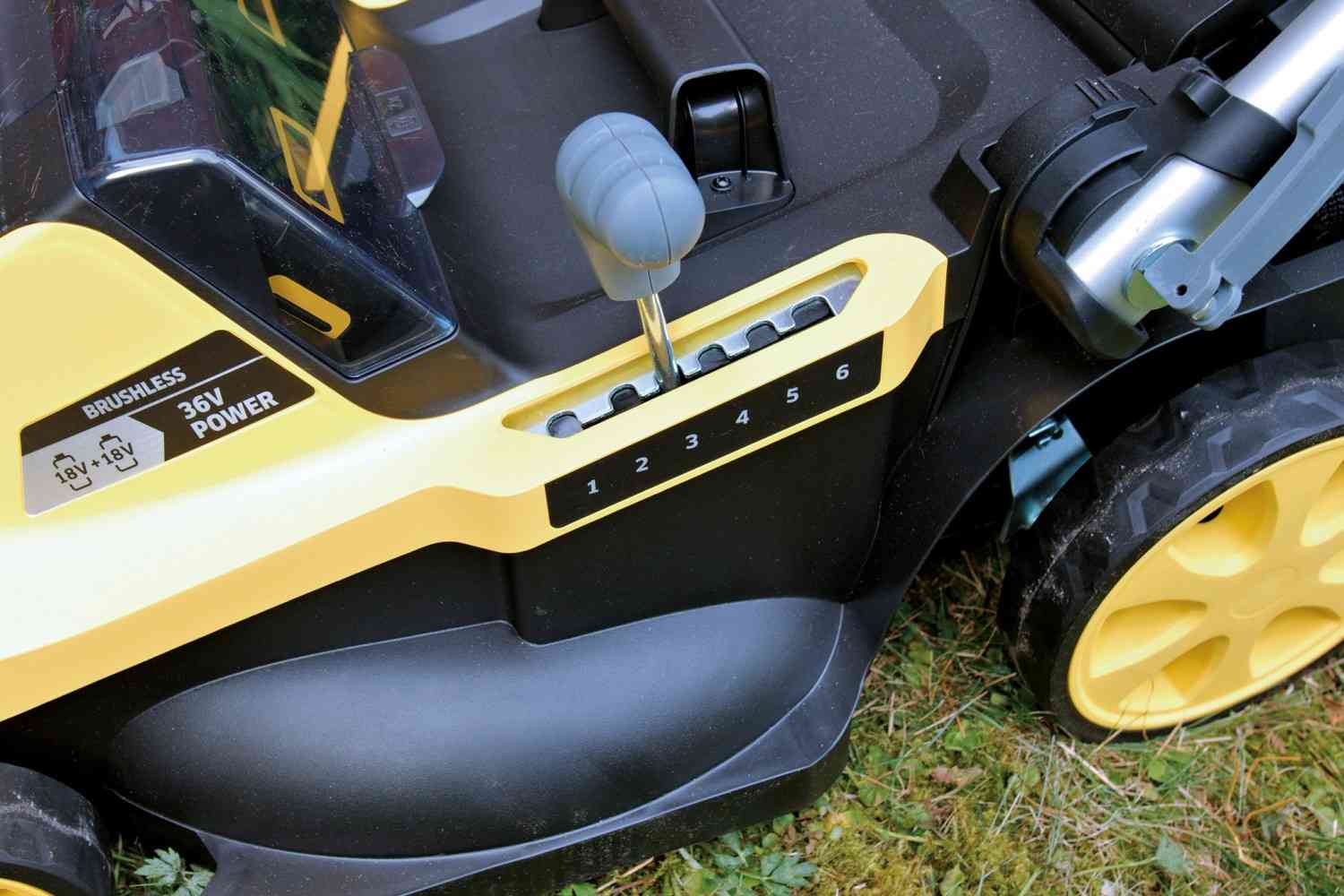 Handrasenmäher-Akku K&auml;rcher LMO 5-18 Dual im Test, Bild 16
