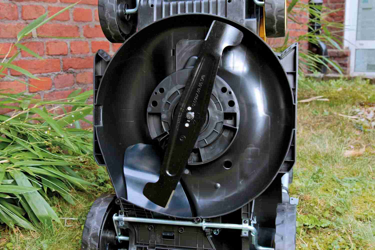 Handrasenmäher-Akku K&auml;rcher LMO 5-18 Dual im Test, Bild 17