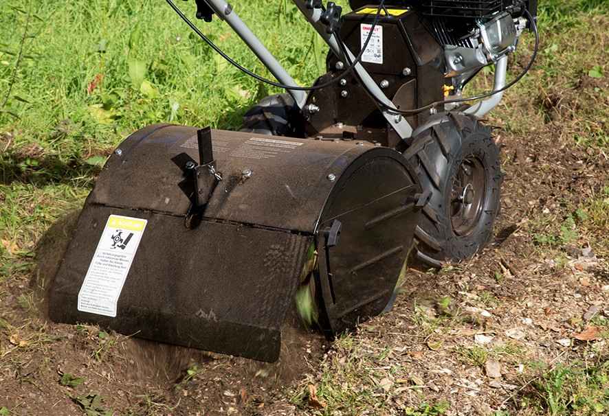 Mit Motorkraft ins Beet: Onbest Benzin Gartenhacke T4150, Bild 3 Motorhacken Onbest Benzin Gartenhacke T4150 im Test, Bild 3