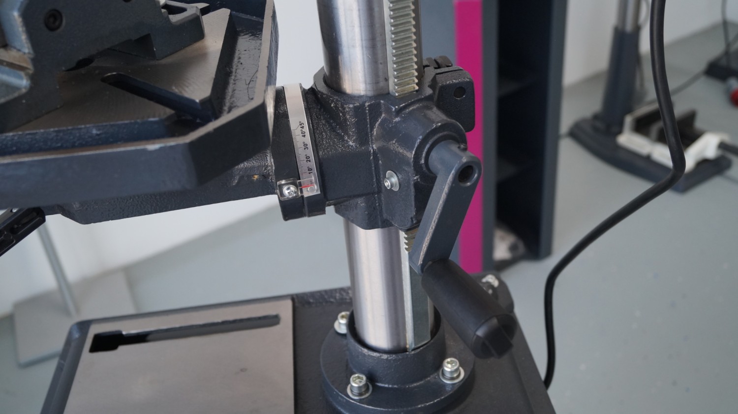 Bohrmaschinen-Stationär Optimum Optidrill DQ 20V im Test, Bild 8