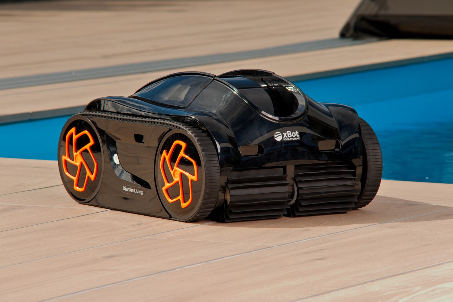 Pool Roboter Pool-Systems Akku-Poolroboter xBot 400 im Test, Bild 2