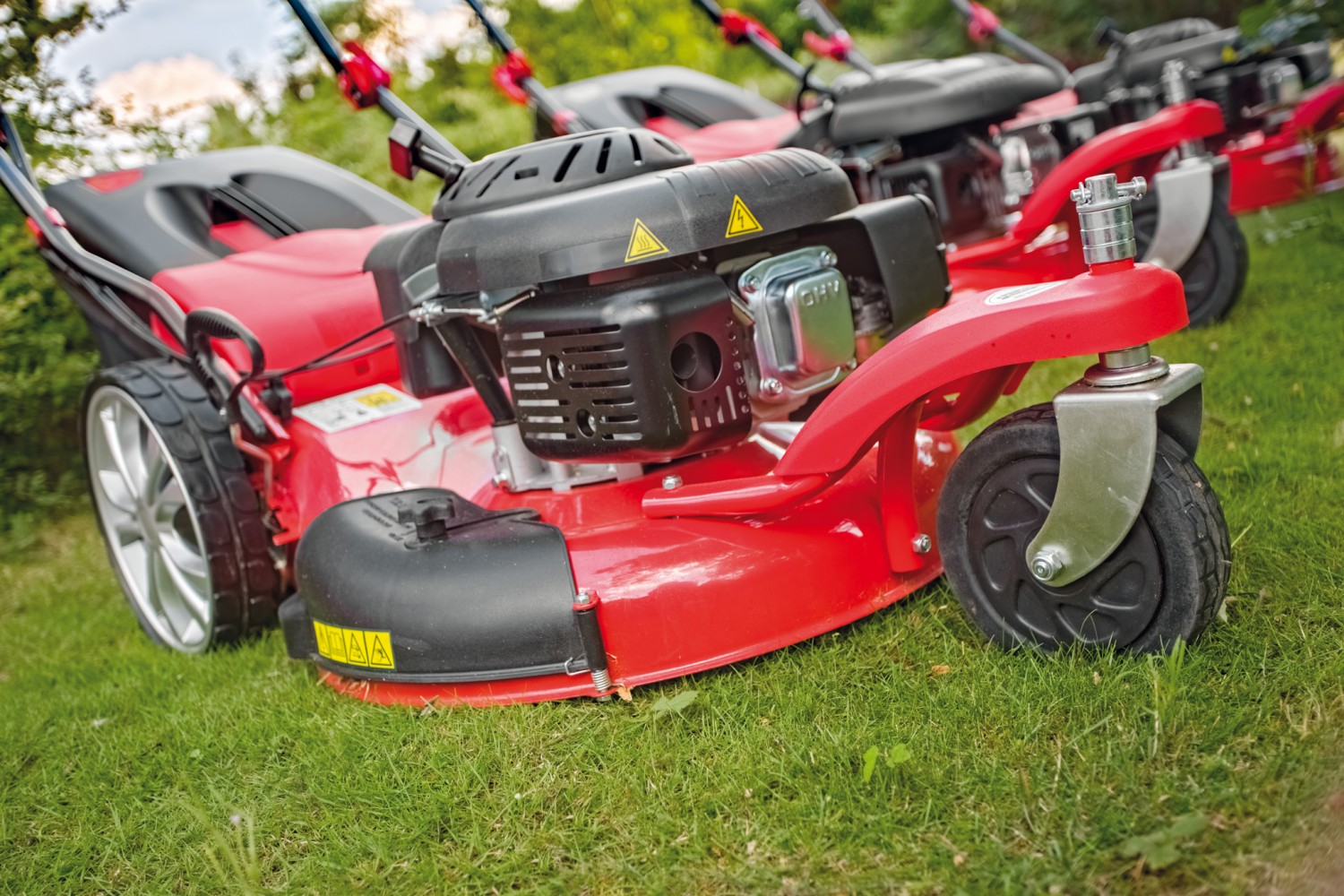 Serientest: Powertec Garden Big Wheeler 460 Trike, Powertec Garden Big Wheeler 510 Trike, Powertec Garden Big Wheeler 561 Trike, Bild 1 Handrasenmäher-Benzin Powertec Garden Big Wheeler 460 Trike, Powertec Garden Big Wheeler 510 Trike, Powertec Garden Big Wheeler 561 Trike im Test , Bild 1