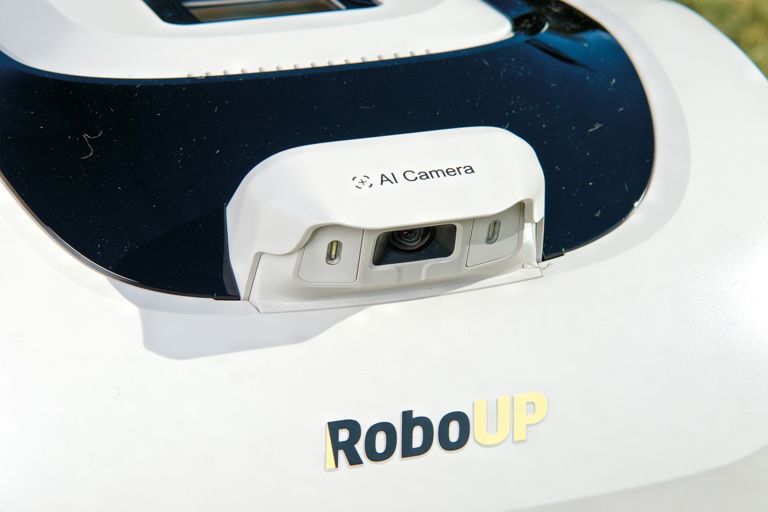 Roboter-Rasenmäher RoboUP Raccoon 2SE im Test, Bild 2