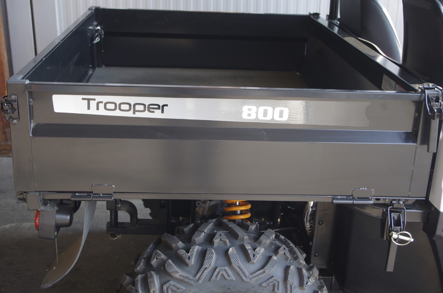 Universelles UTV: Quadix Utility-Terrain-Vehicle (UTV) Trooper 900, Bild 2 Rund ums Haus Quadix Utility-Terrain-Vehicle (UTV) Trooper 900 im Test, Bild 2