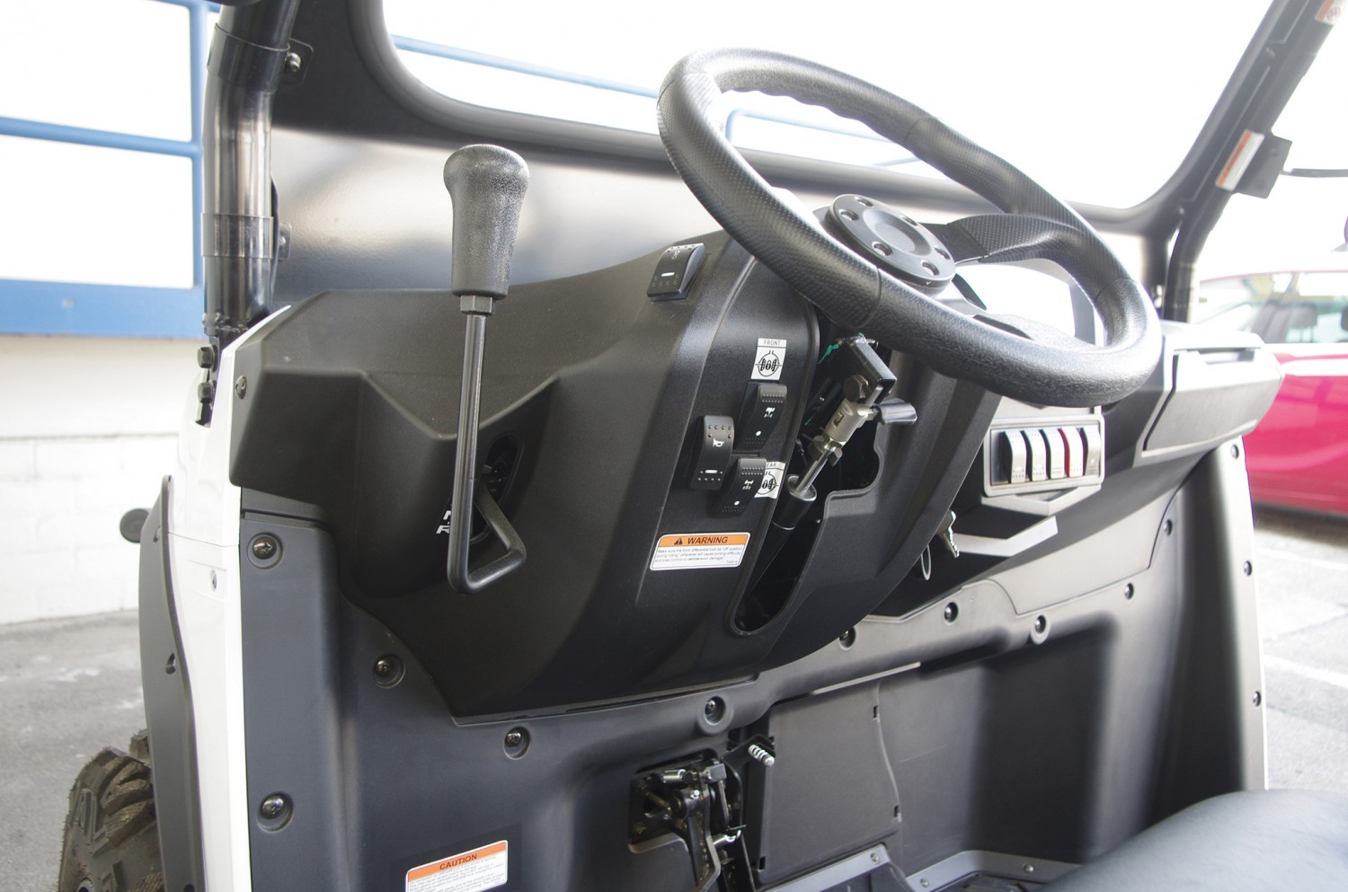 Universelles UTV: Quadix Utility-Terrain-Vehicle (UTV) Trooper 900, Bild 12 Rund ums Haus Quadix Utility-Terrain-Vehicle (UTV) Trooper 900 im Test, Bild 12