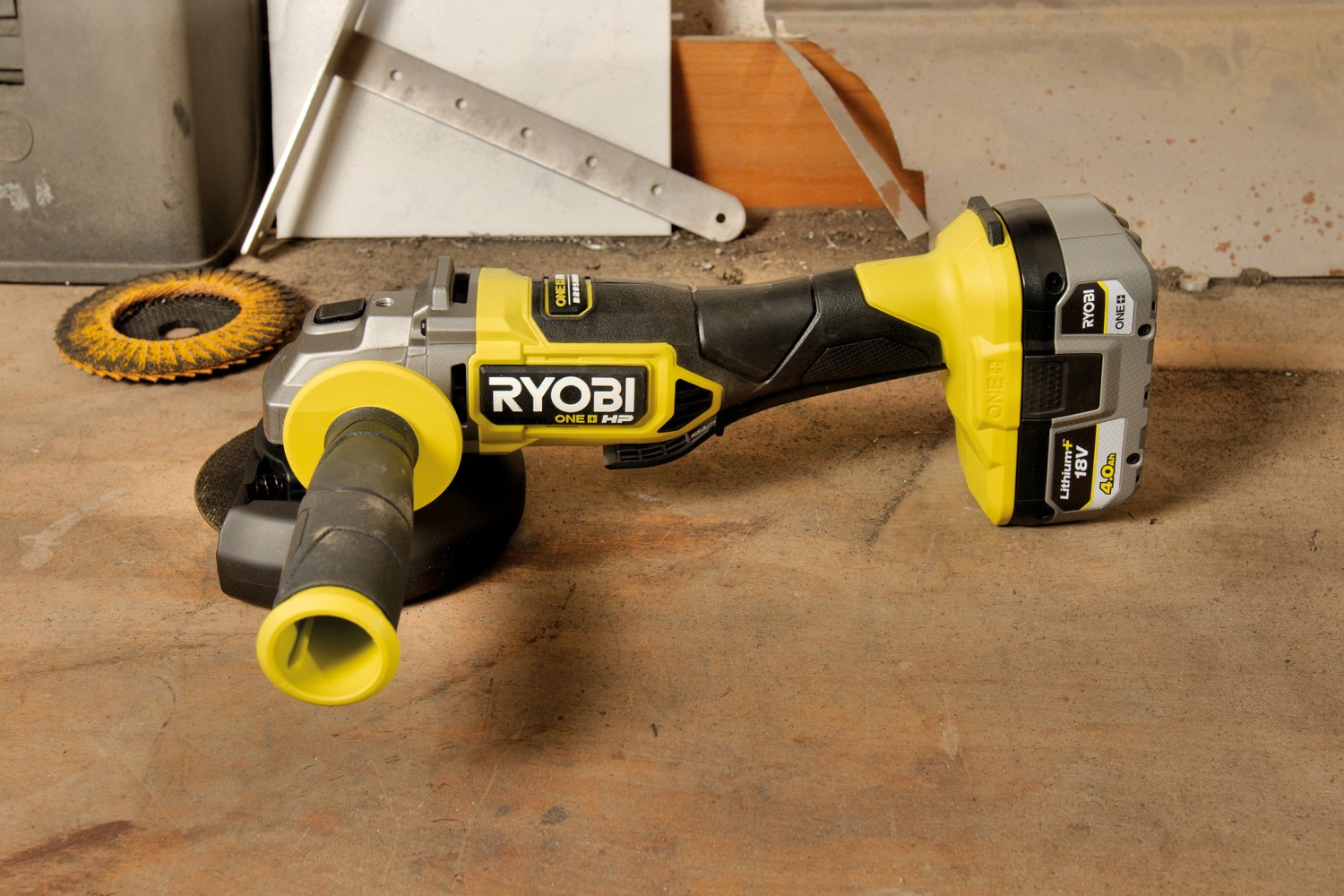 Immer wieder erstaunlich: Ryobi RAG18X125, Bild 2 Sonstige Elektrowerkzeuge Akku Ryobi RAG18X125 im Test, Bild 2
