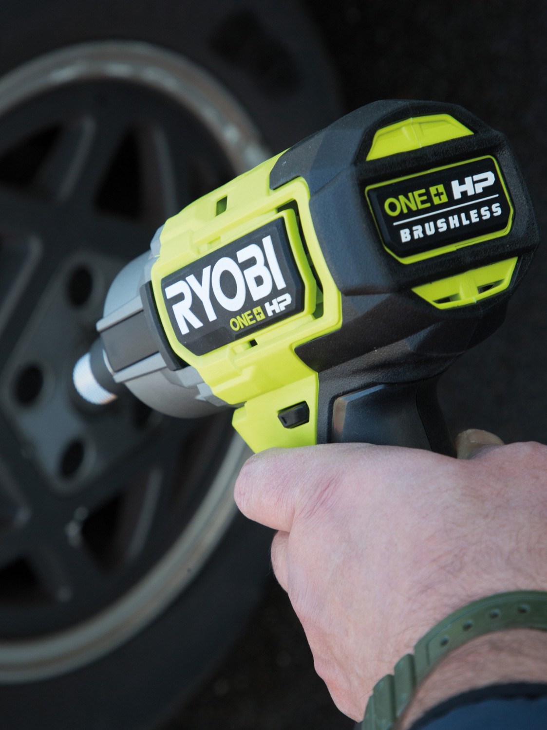 Ein Kracher!: Ryobi RIW18X, Bild 2 Akku-Schlagschrauber Ryobi RIW18X im Test, Bild 2