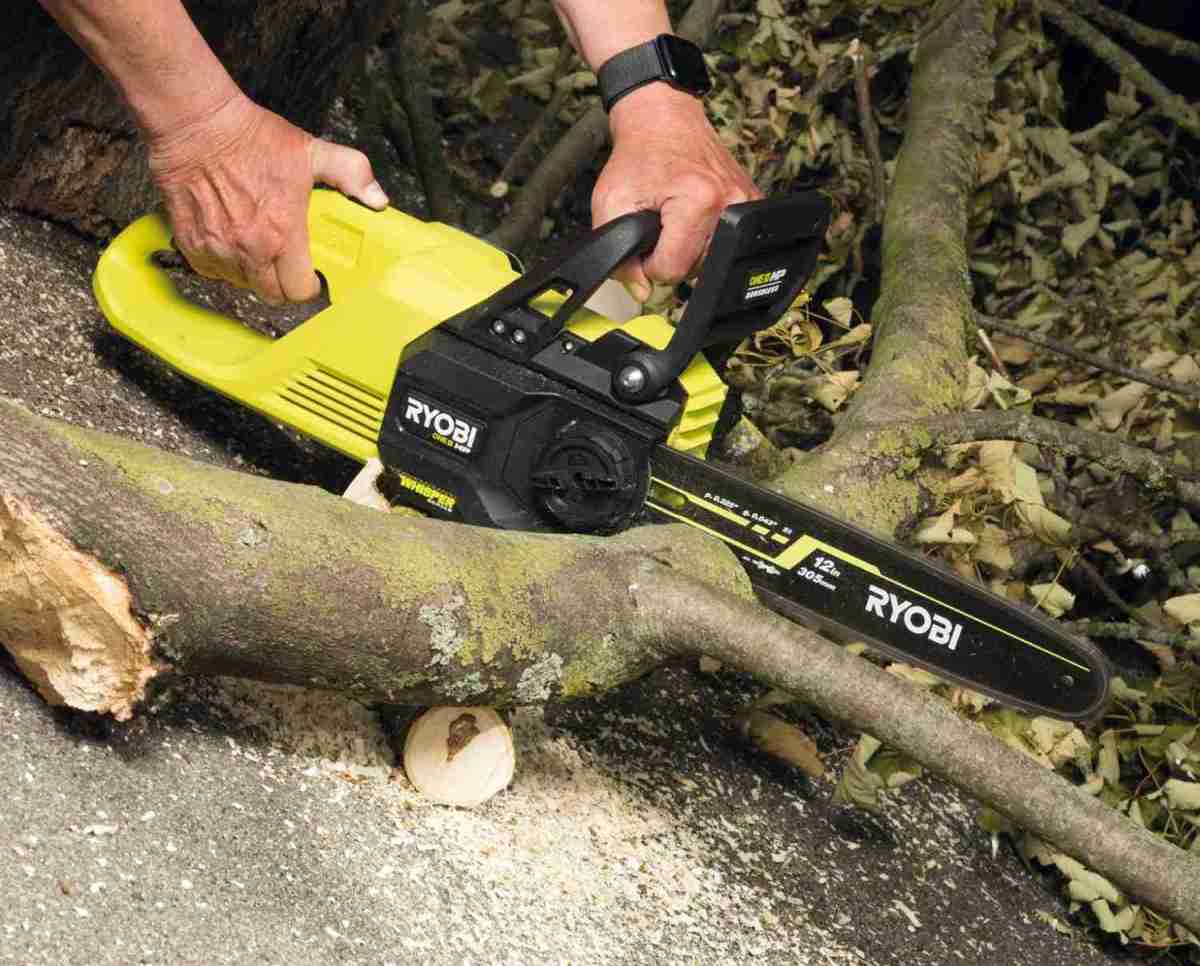 Akku-Kettensägen Ryobi RY18CSX30A im Test, Bild 18