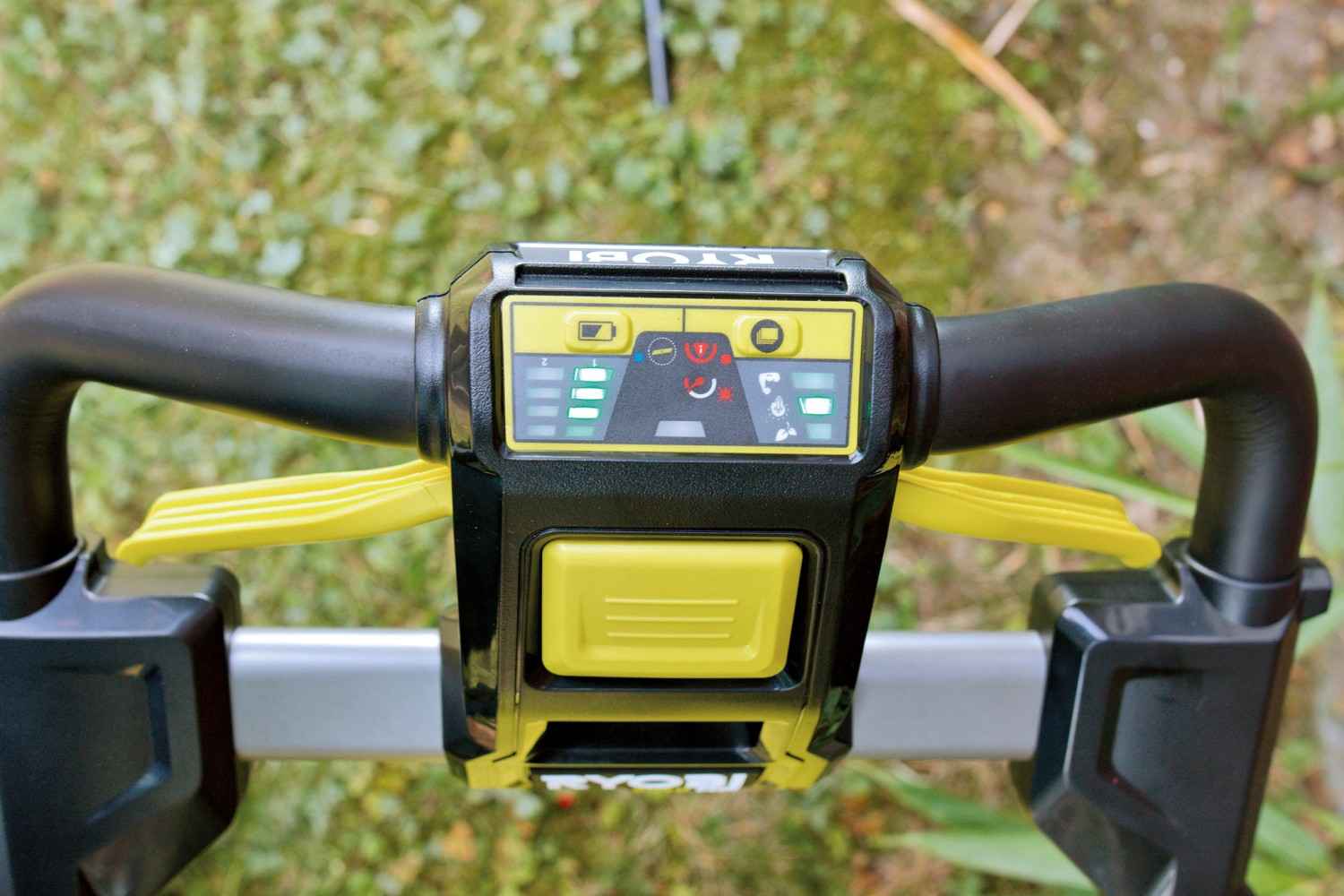 Handrasenmäher-Akku Ryobi RY18LMX40B im Test, Bild 20