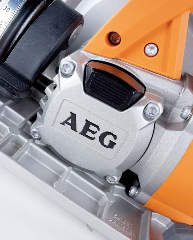 Eine für alles: AEG MBS 30 Turbo + GR 1400, Bild 4 Hand-Kreissägen Netzbetrieb AEG MBS 30 Turbo + GR 1400 im Test, Bild 4