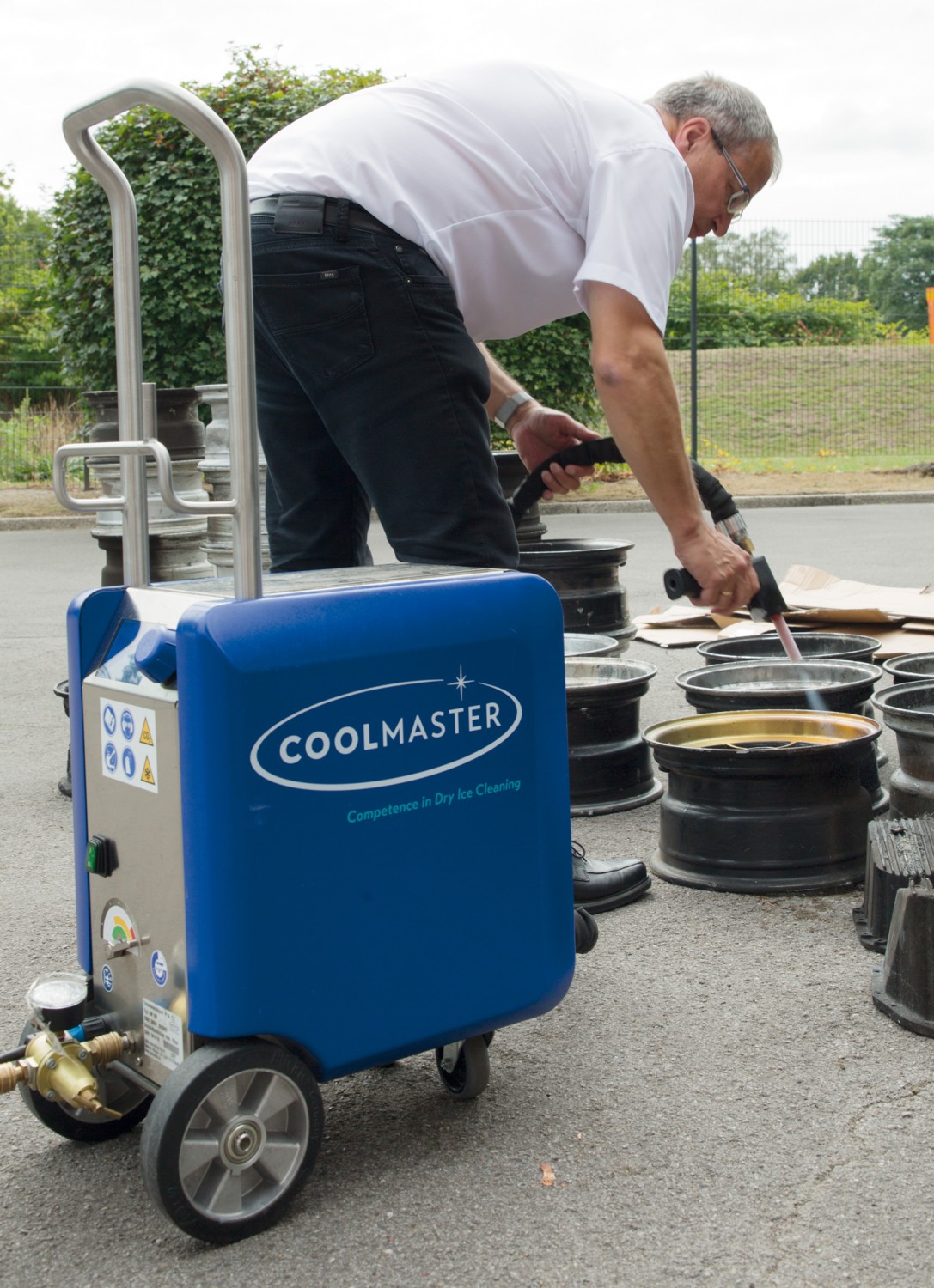 Trockeneisstrahlgerät CM 100 von HaDo International: HaDo Coolmaster CM 100, Bild 11 Sonstige Elektrowerkzeuge Netzbetrieb HaDo Coolmaster CM 100 im Test, Bild 11