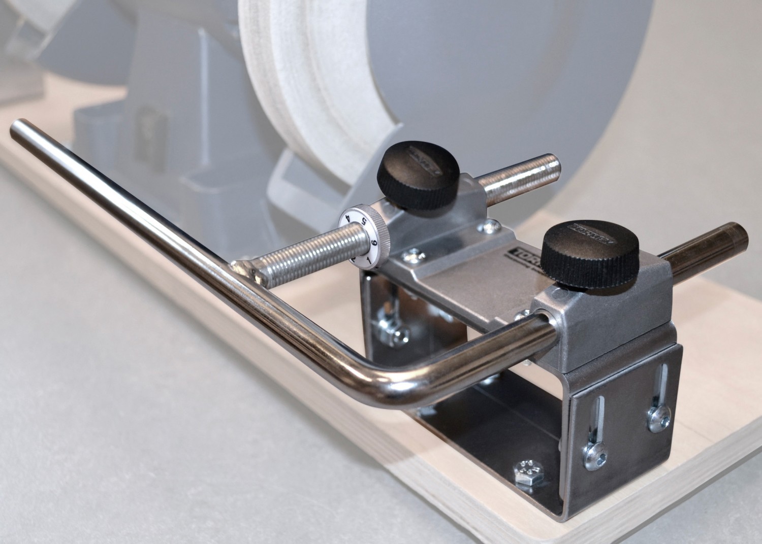 Immer scharf: Tormek Nassschleifmaschine T8, Bild 7 Sonstige Elektrowerkzeuge Netzbetrieb Tormek Nassschleifmaschine T8 im Test, Bild 7