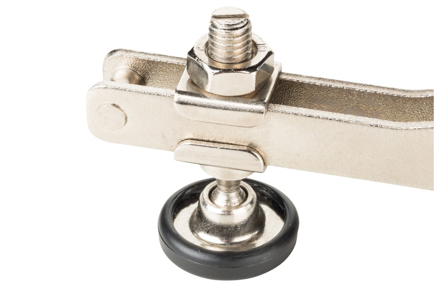 Perfekter Halt: AMF Waagrechtspanner 6870 variabel, Bild 5 Sonstige Handwerkzeuge AMF Waagrechtspanner 6870 variabel im Test, Bild 5