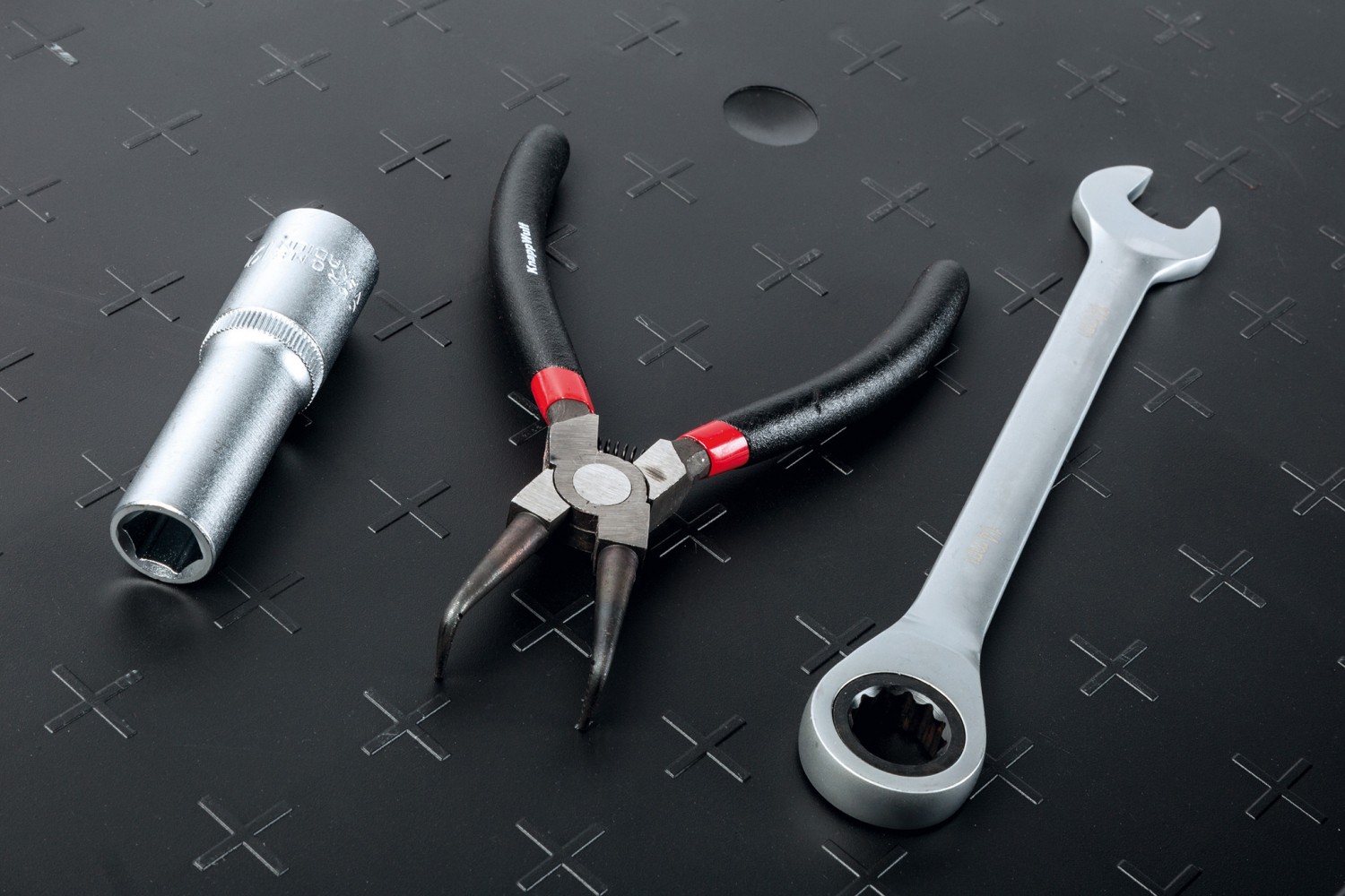 Komplette Werkstatt: Knappwulf Premium-Werkstattwagen KW532, Bild 3 Sonstige Werkstatteinrichtung Knappwulf Premium-Werkstattwagen KW532 im Test, Bild 3