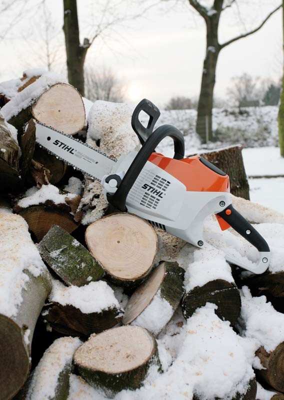 Kabellose Power: Stihl MSA 160 C, Bild 1 Kettensägen-Elektro Stihl MSA 160 C im Test, Bild 1