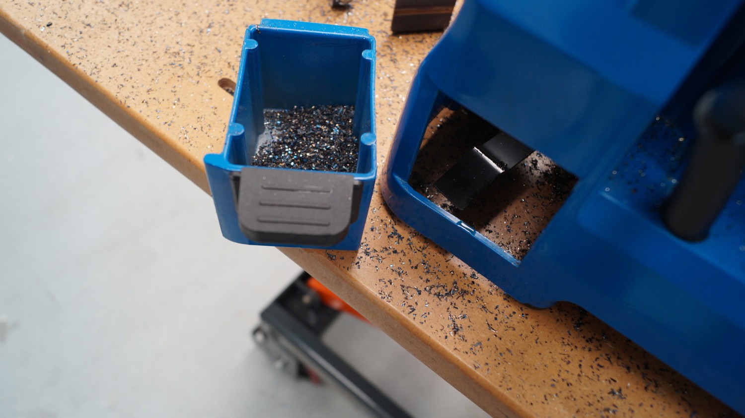 Kalt, sauber und gerade geschnitten.: Stürmer MTS 356-4B Metalltrockenschneider, Bild 3 Sonstige Elektrowerkzeuge Netzbetrieb Stürmer MTS 356-4B Metalltrockenschneider im Test, Bild 3