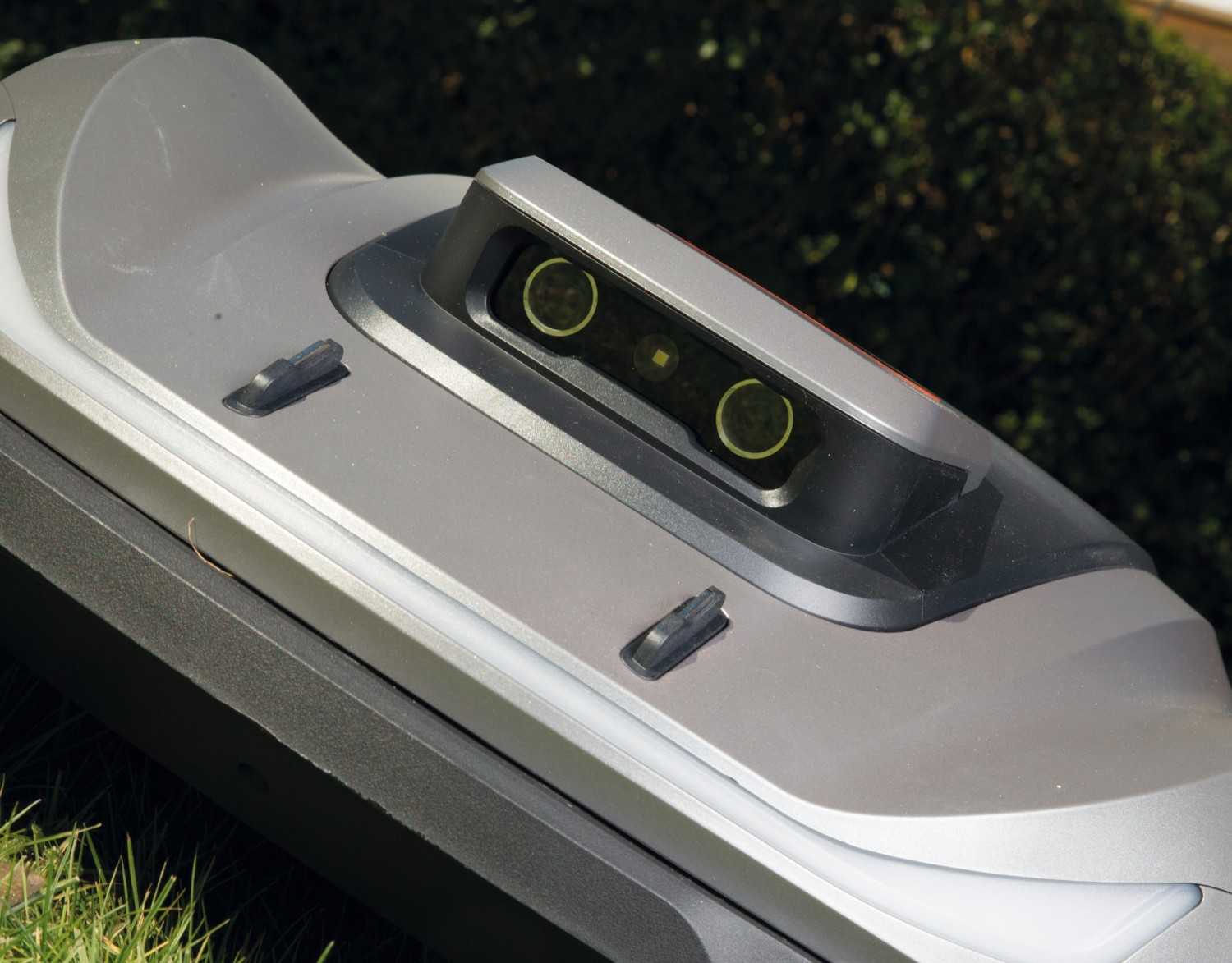 Roboter-Rasenmäher Sunseeker Rasenmähroboter X5 im Test, Bild 2