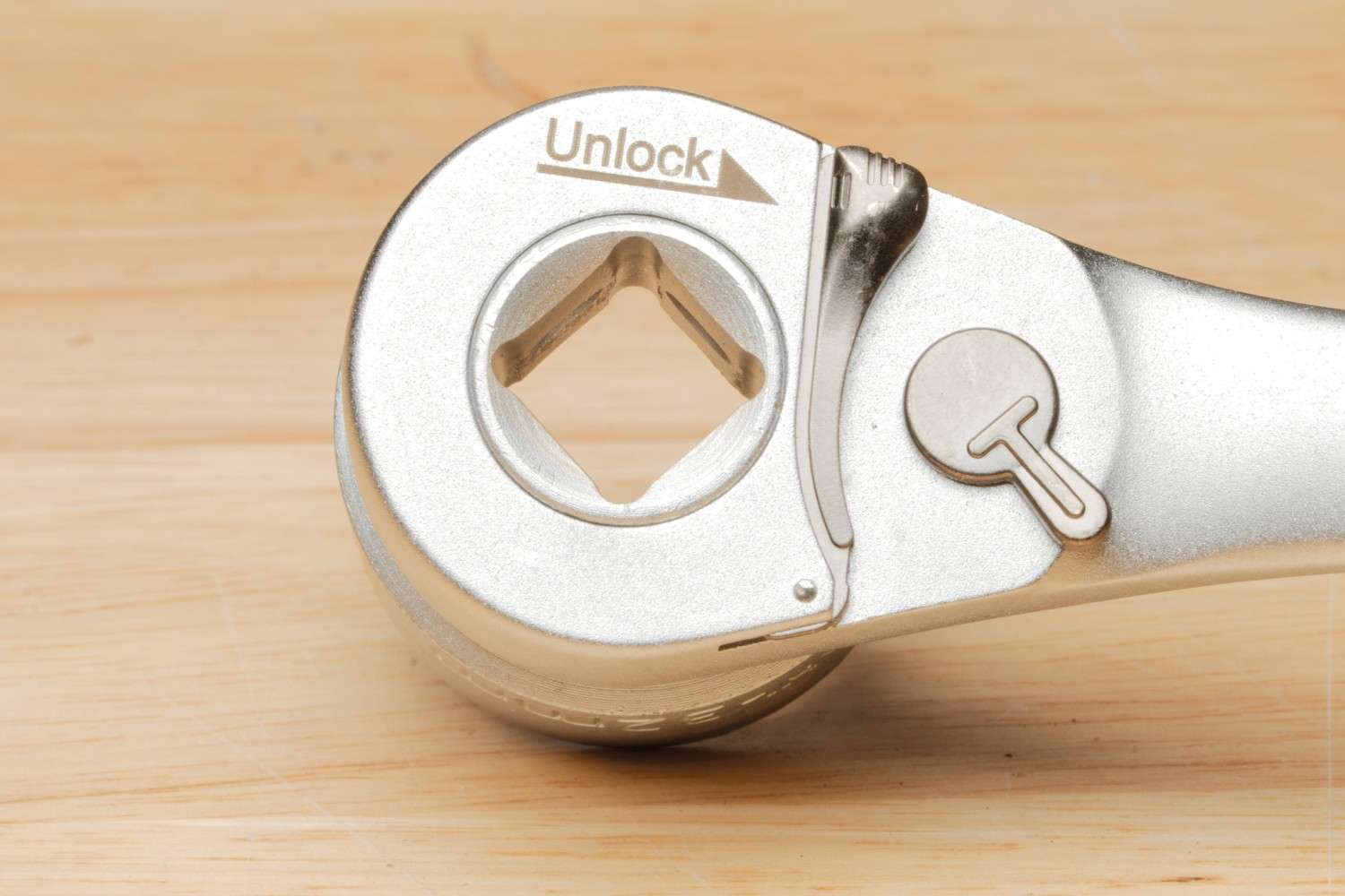 Erfolgreich tiefergelegt: SW Stahl Steckschlüsselsatz, 1/2, Low Profile, 24-teilig, 07625L, Bild 7 Handwerkzeug-Sets SW Stahl Steckschlüsselsatz, 1/2, Low Profile, 24-teilig, 07625L im Test, Bild 7
