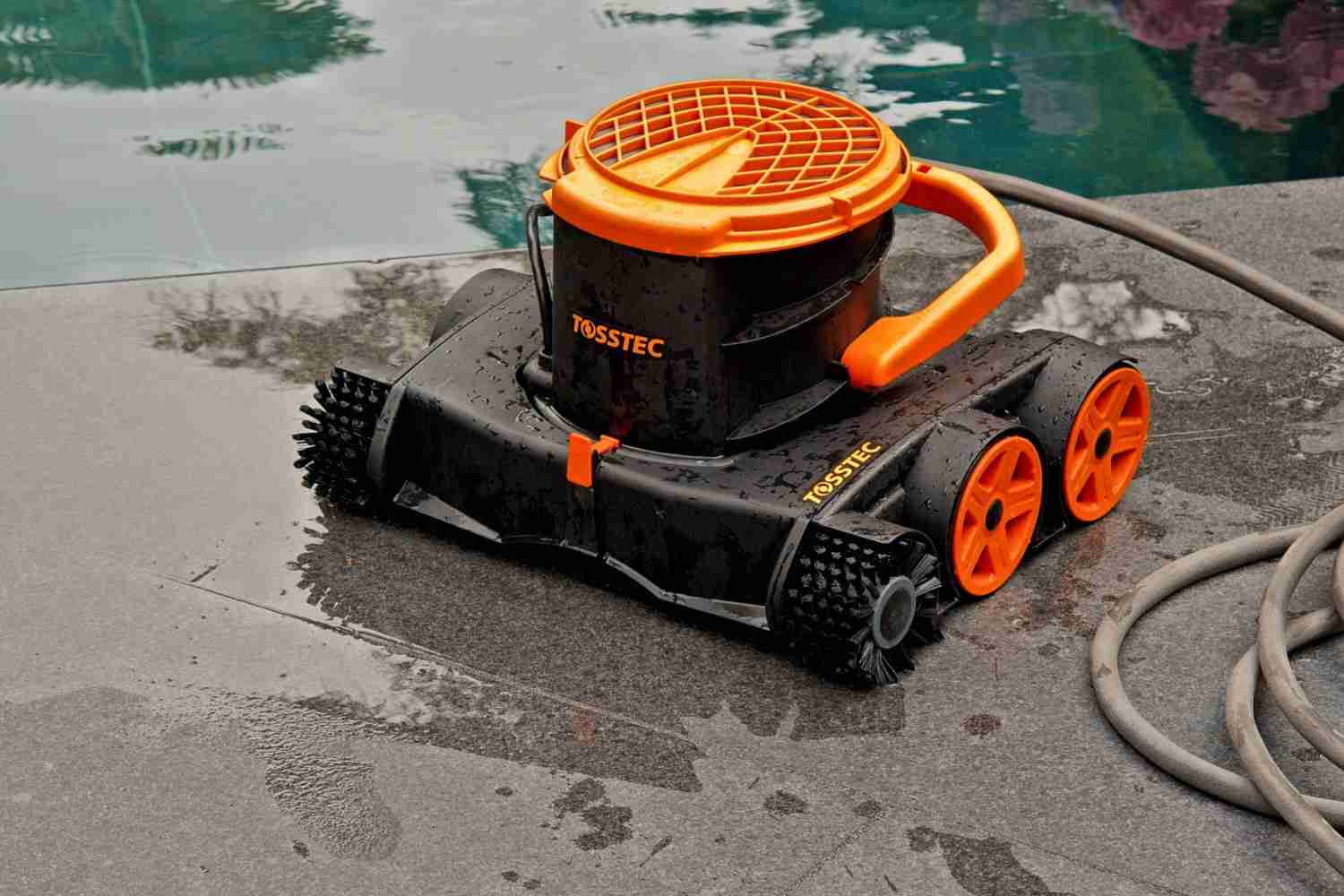 Sauberer Naturpool: Tosstec Poolroboter TT-RB Art. Nr.: 500 400, Bild 11 Pool Roboter Tosstec Poolroboter TT-RB Art. Nr.: 500 400 im Test, Bild 11