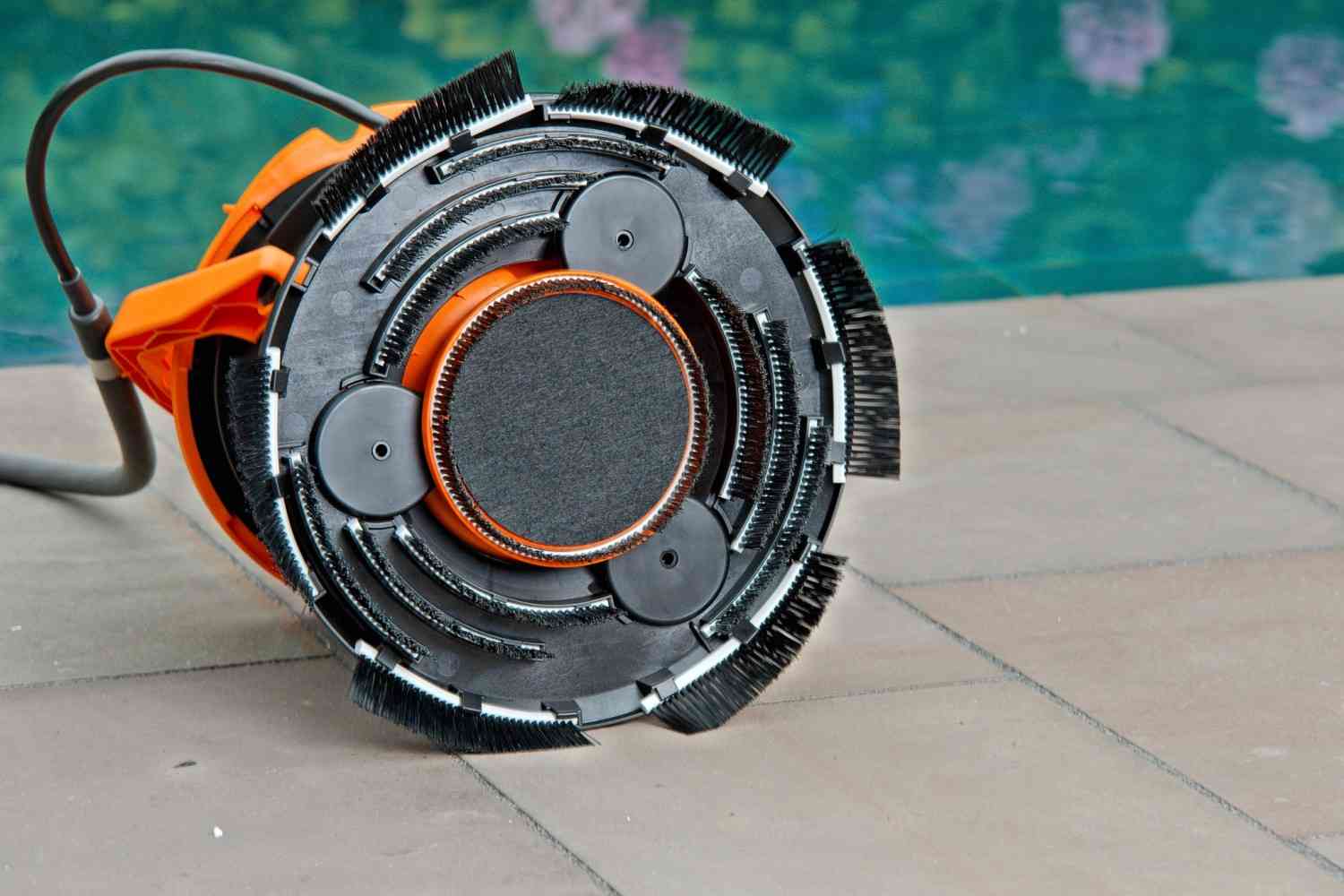 Sauberer Naturpool: Tosstec Poolroboter TT-RB Art. Nr.: 500 400, Bild 12 Pool Roboter Tosstec Poolroboter TT-RB Art. Nr.: 500 400 im Test, Bild 12