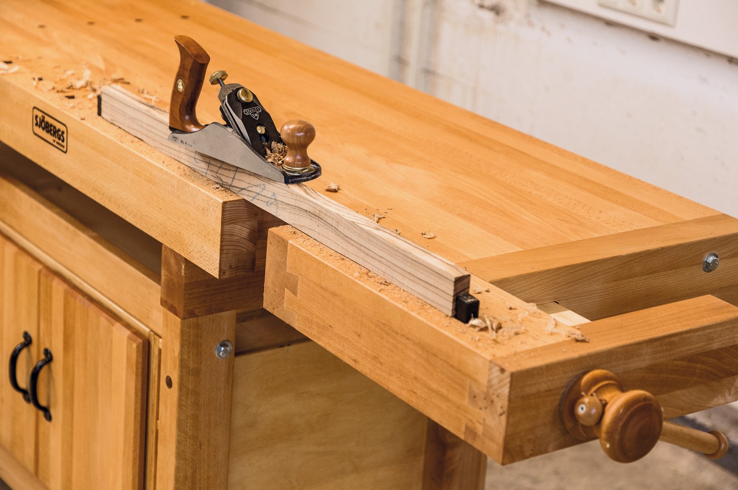 Hobelbank SB119 mit Schrank SM05 von Sjöbergs: Sjöbergs SB11 + SM05, Bild 7 Werkbänke Sjöbergs SB11 + SM05 im Test, Bild 7