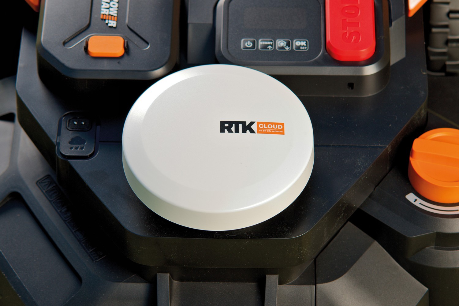 Frei auf der Fläche: Worx Landroid Vision Cloud WR308E, Bild 10 Roboter-Rasenmäher Worx Landroid Vision Cloud WR308E im Test, Bild 10