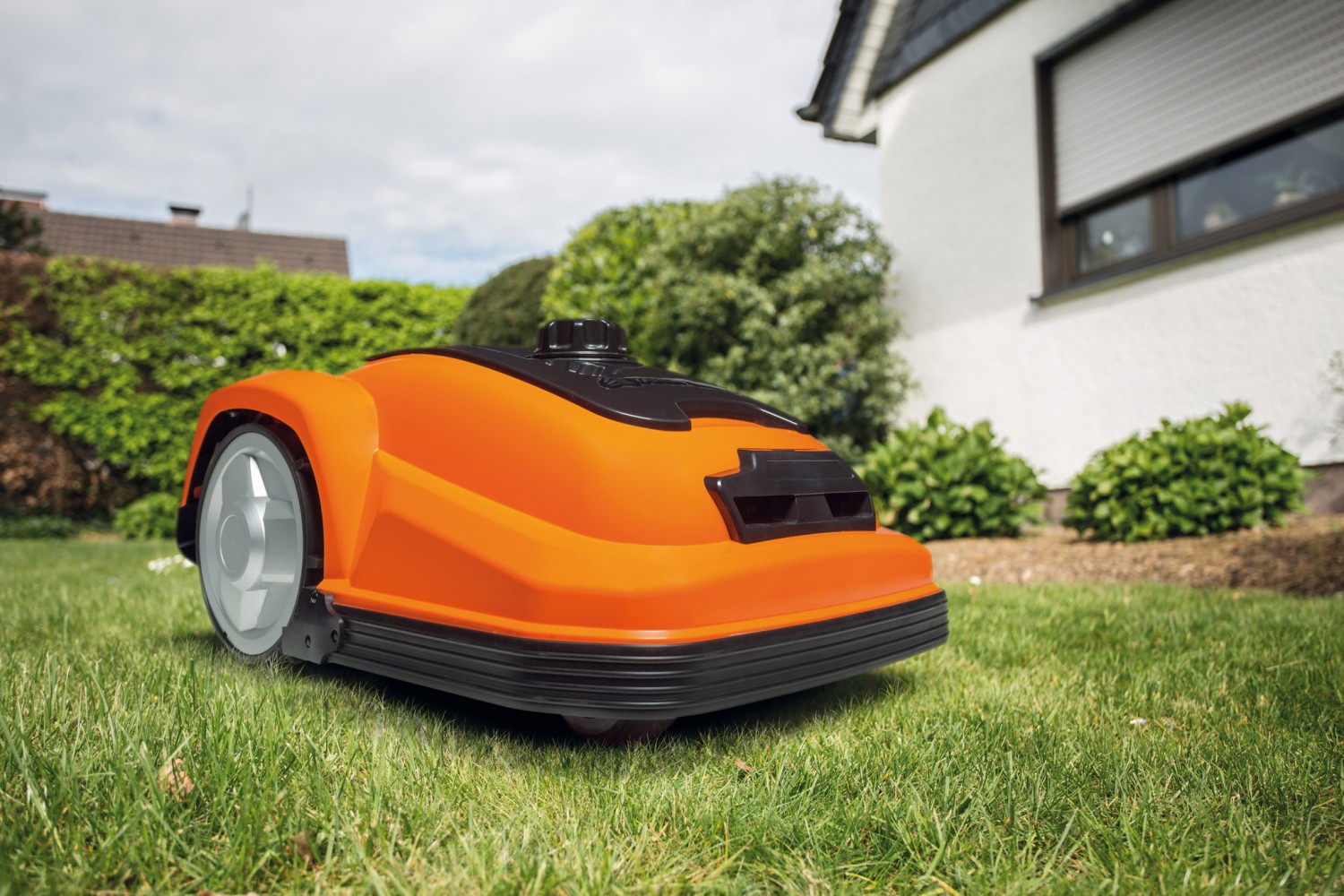 Test RoboterRasenmäher Yardforce SC600ECO sehr gut Bildergalerie