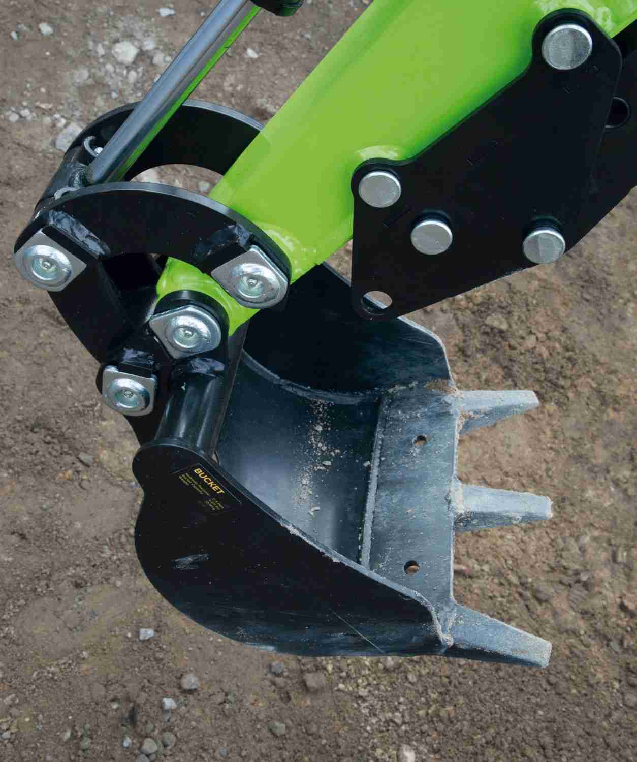 Gewerbliche Werkzeuge Zipper Minibagger Zi-MBGS600 im Test, Bild 4